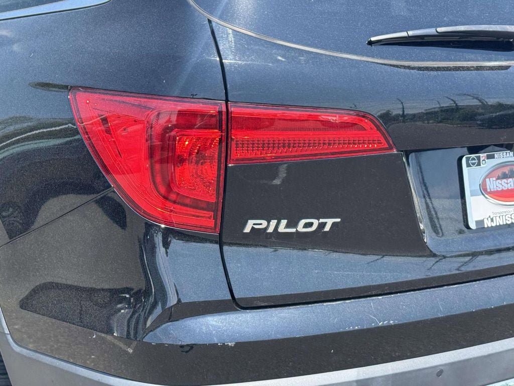 Used 2017 Honda Pilot Elite image 8