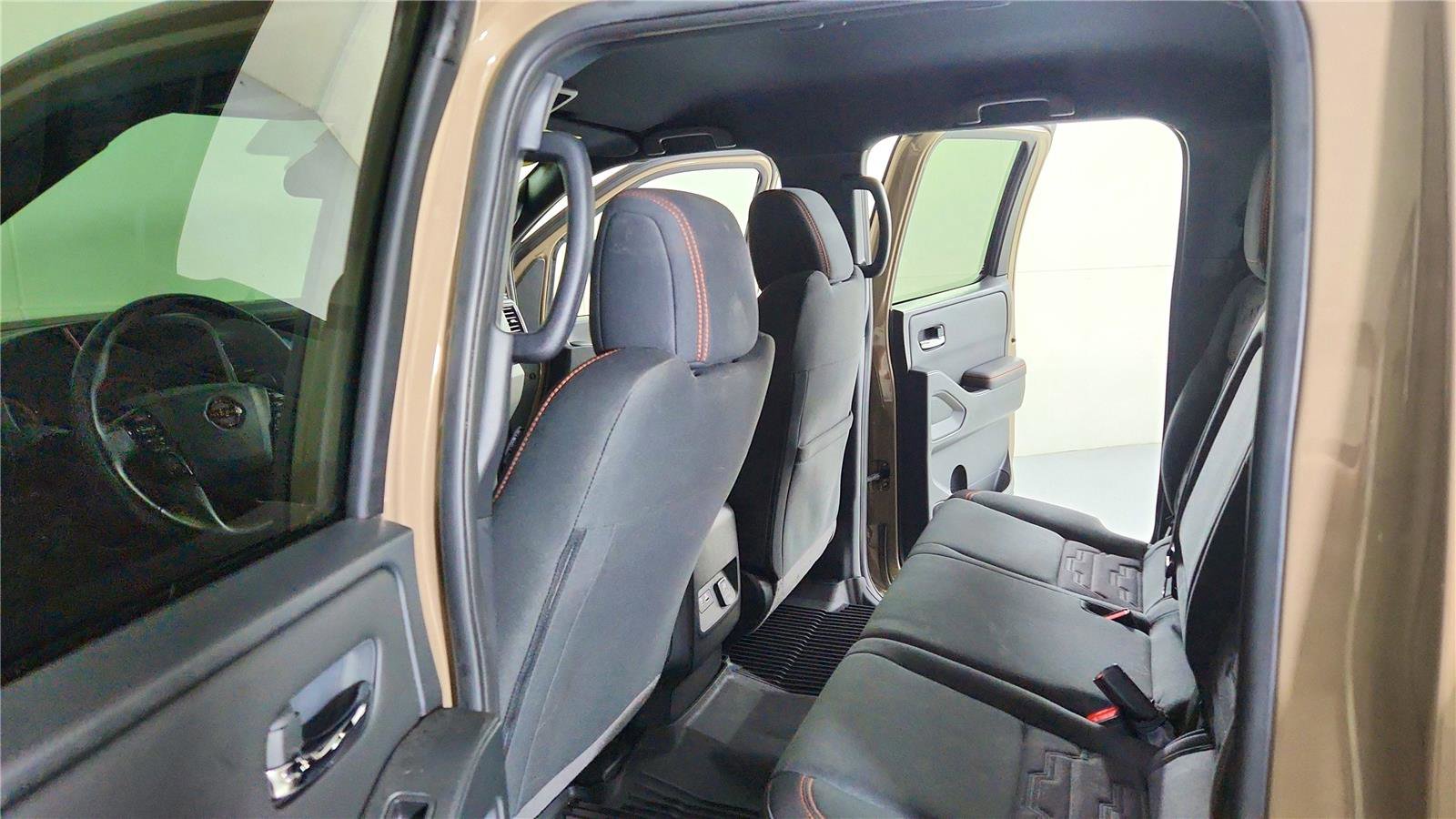Used 2023 Nissan Frontier PRO-4X w/ Pro Convenience Package image 32