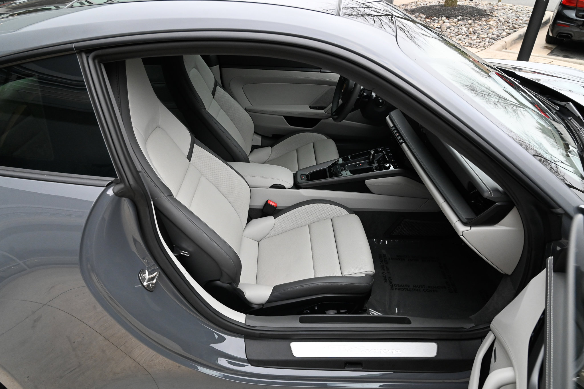 Used 2025 Porsche 911 Carrera image 40