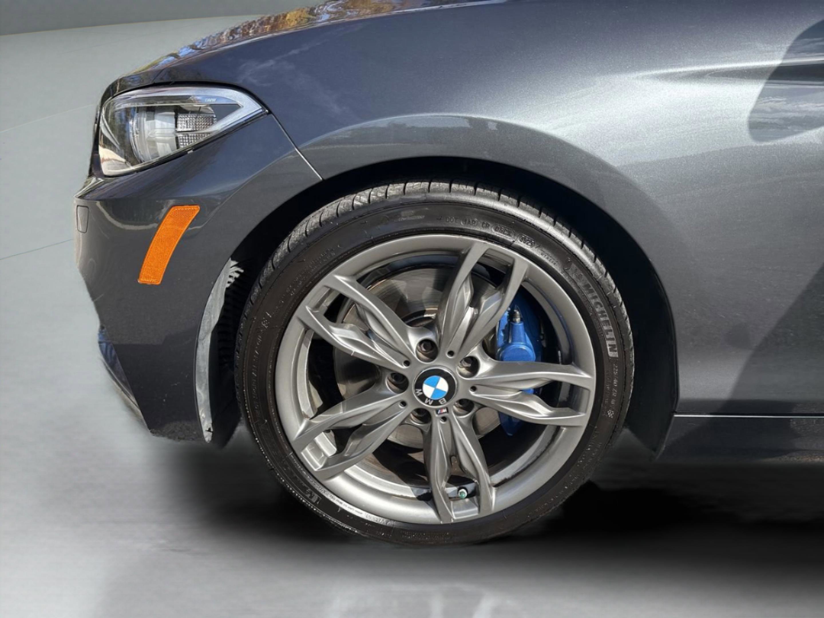 Used 2015 BMW M235i xDrive Coupe image 31