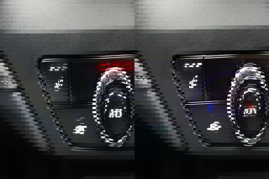 Used 2025 Honda Accord SE image 24