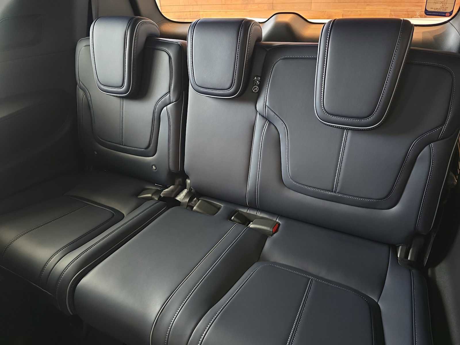 New 2026 INFINITI QX80 4WD w/ Sport Exterior Package image 9