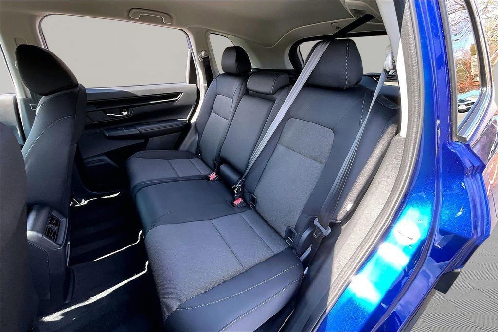 Used 2025 Honda CR-V LX image 18