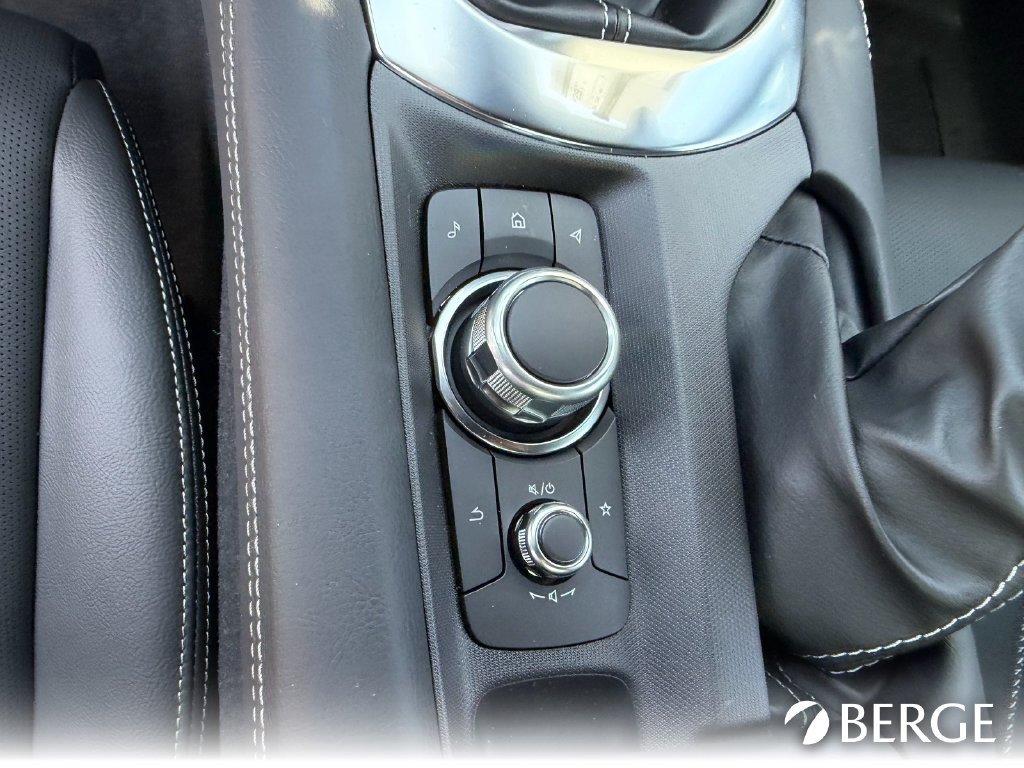 New 2026 MAZDA MX-5 Miata RF Grand Touring w/ Weather Package RWD image 25