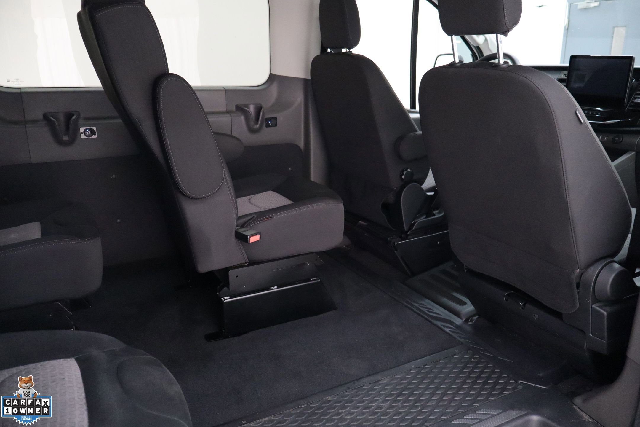 Used 2024 Ford Transit 350 XLT image 27