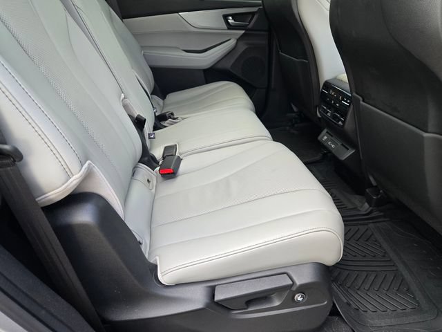 Certified 2024 Acura MDX FWD w/ Technology Package image 15
