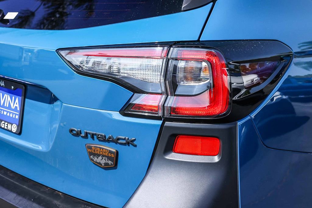 Used 2022 Subaru Outback Wilderness w/ Wilderness Package image 11