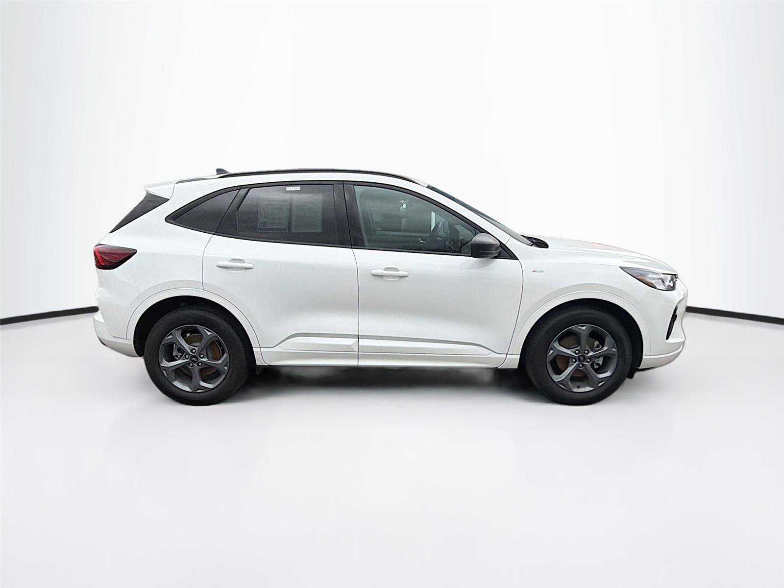 Used 2023 Ford Escape ST-Line w/ Tech Pack #1 image 8