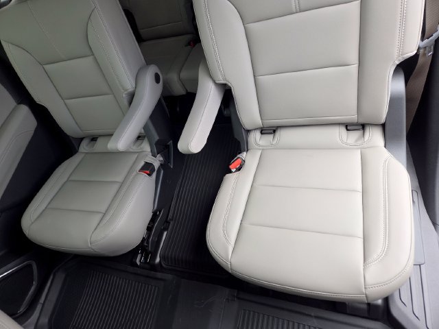 New 2026 GMC Acadia Elevation w/ Elevation Premium Package FWD image 30