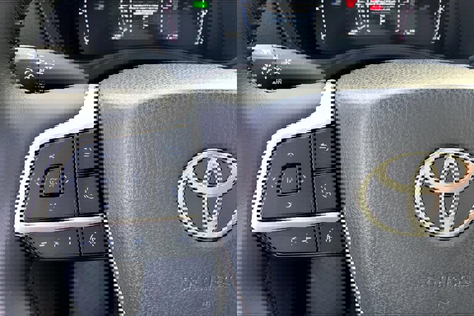 Used 2024 Toyota Grand Highlander XLE image 24