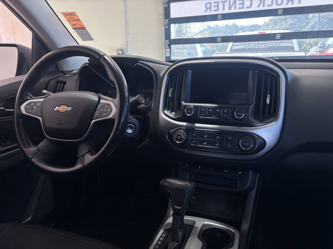 Used 2018 Chevrolet Colorado LT w/ LT Convenience Package image 25