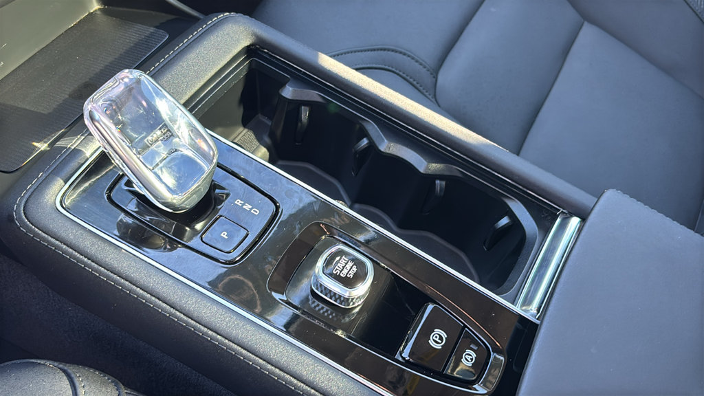 Certified 2026 Volvo XC90 B6 Plus AWD/4WD image 23