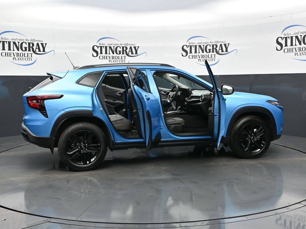 Used 2025 Chevrolet Trax ACTIV w/ Driver Confidence Package FWD image 27
