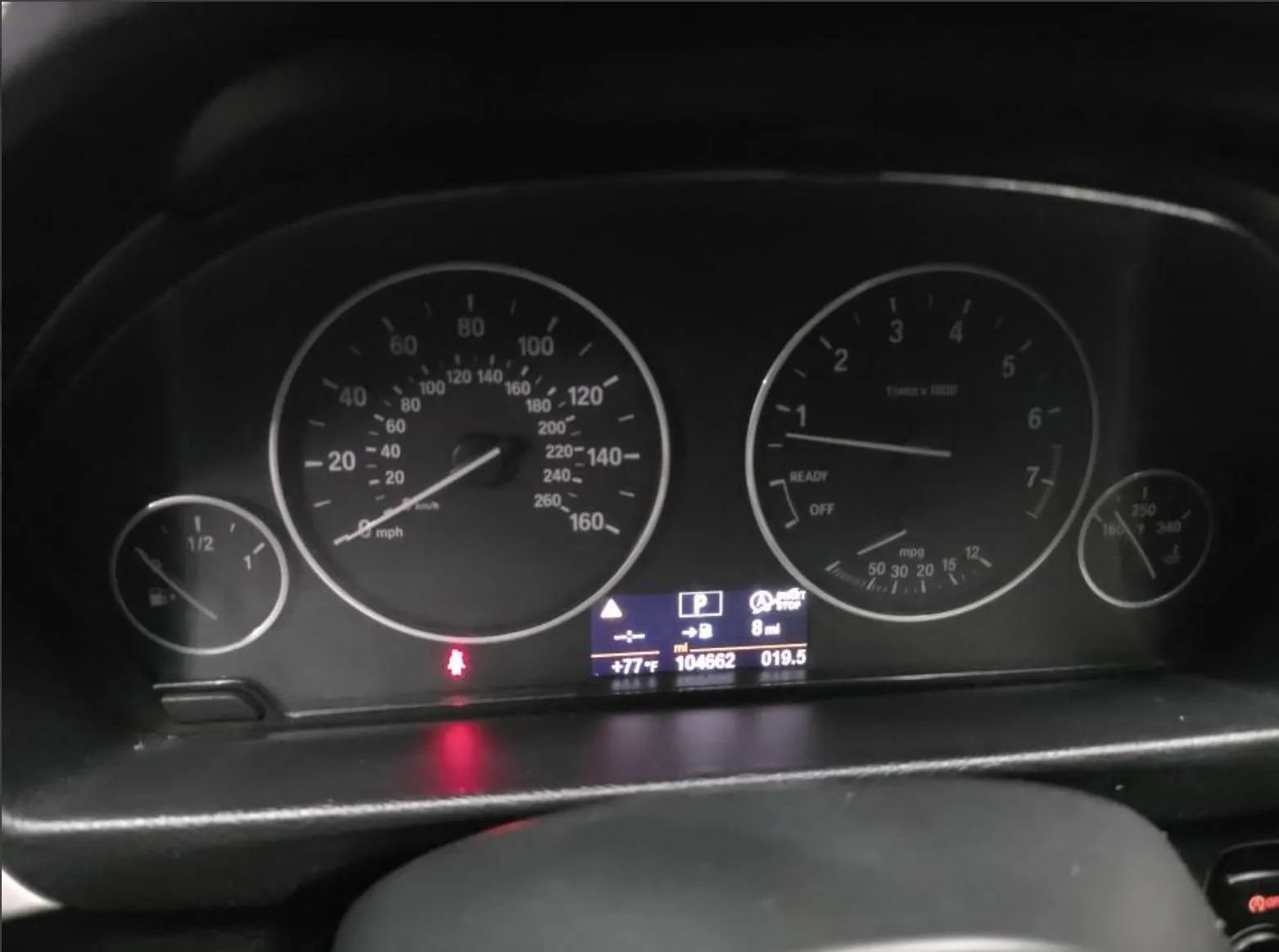 Used 2017 BMW 320i xDrive Sedan AWD/4WD image 4