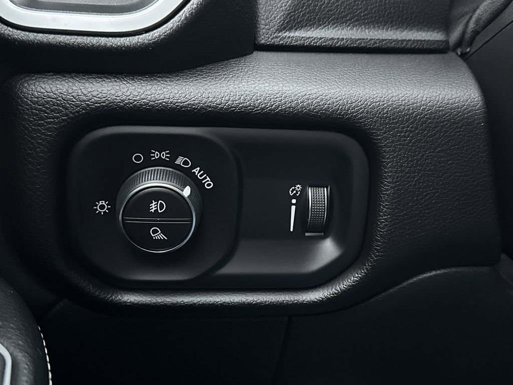 Used 2023 RAM 2500 Big Horn w/ Level B Equipment Group image 30