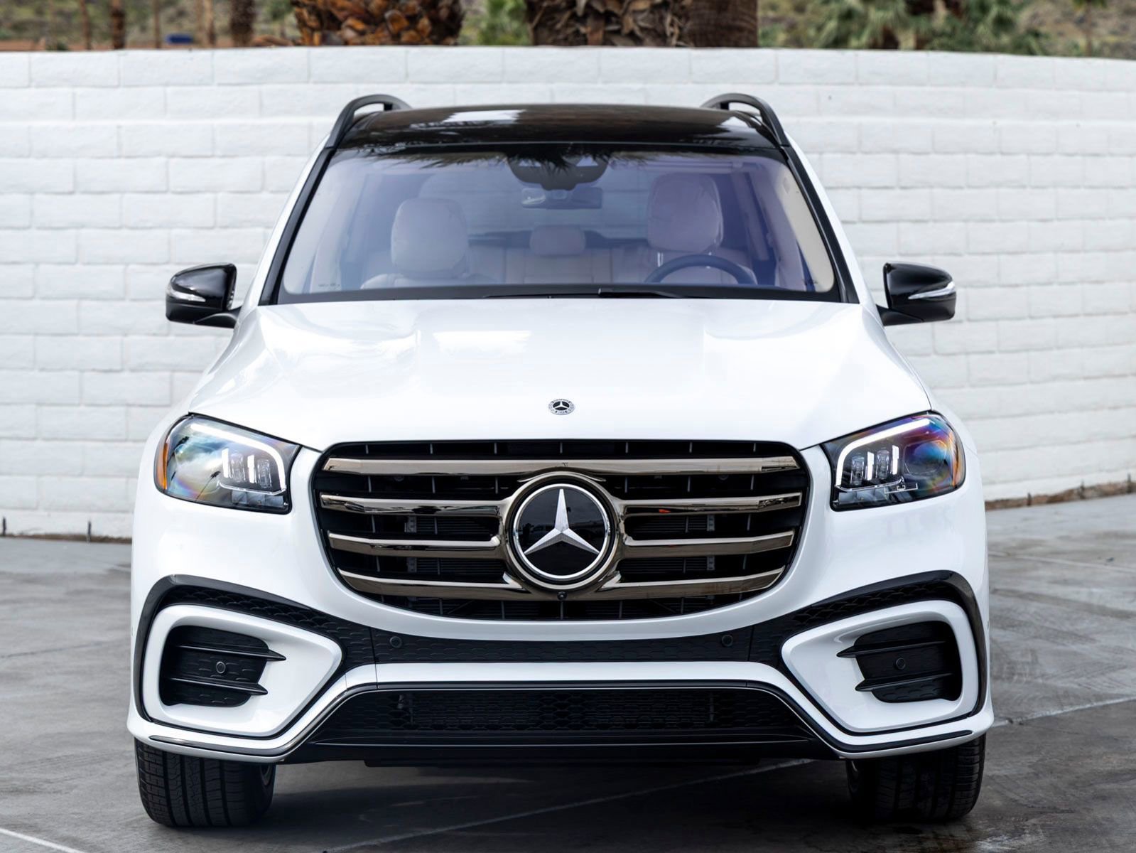 Used 2026 Mercedes-Benz GLS 450 4MATIC image 4
