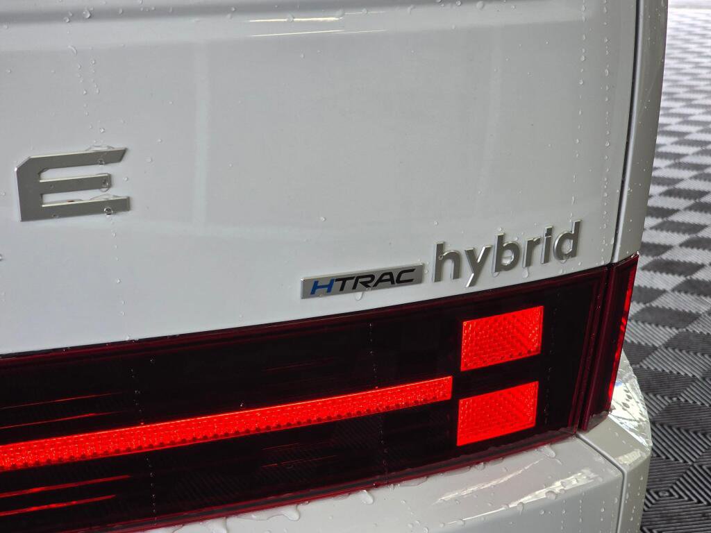 New 2026 Hyundai Santa Fe SE image 14