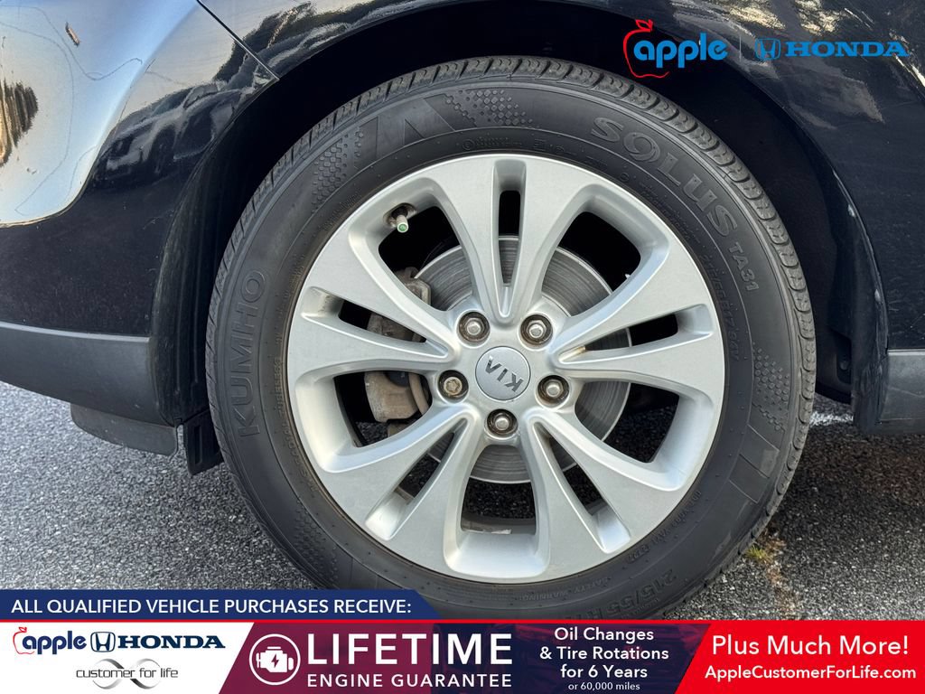 Used 2016 Kia Soul + w/ Primo Package FWD image 6