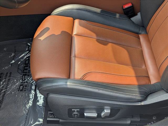 New 2025 BMW 840i xDrive w/ Comfort Seating Package image 4