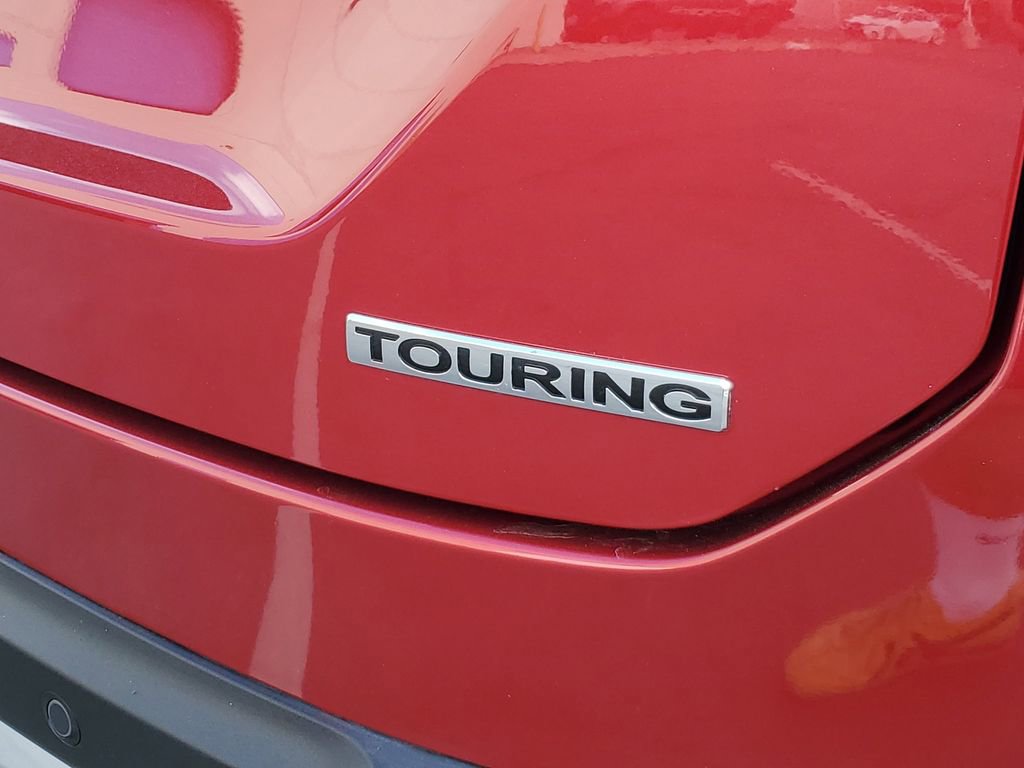 Certified 2025 Honda Pilot Touring image 8