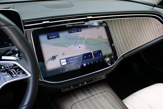 Used 2024 Mercedes-Benz E 350 E 350 4MATIC w/ Driver Assistance Package image 18