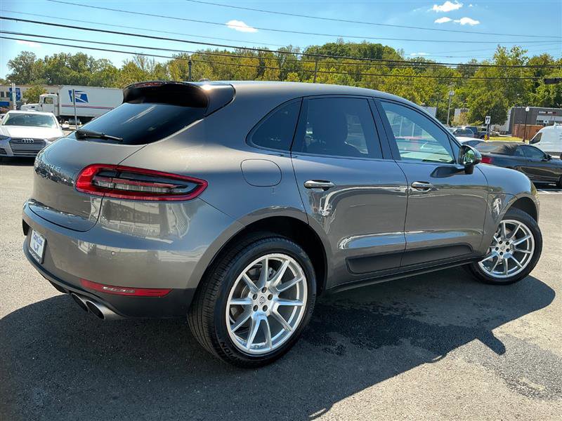 Used 2015 Porsche Macan S image 5