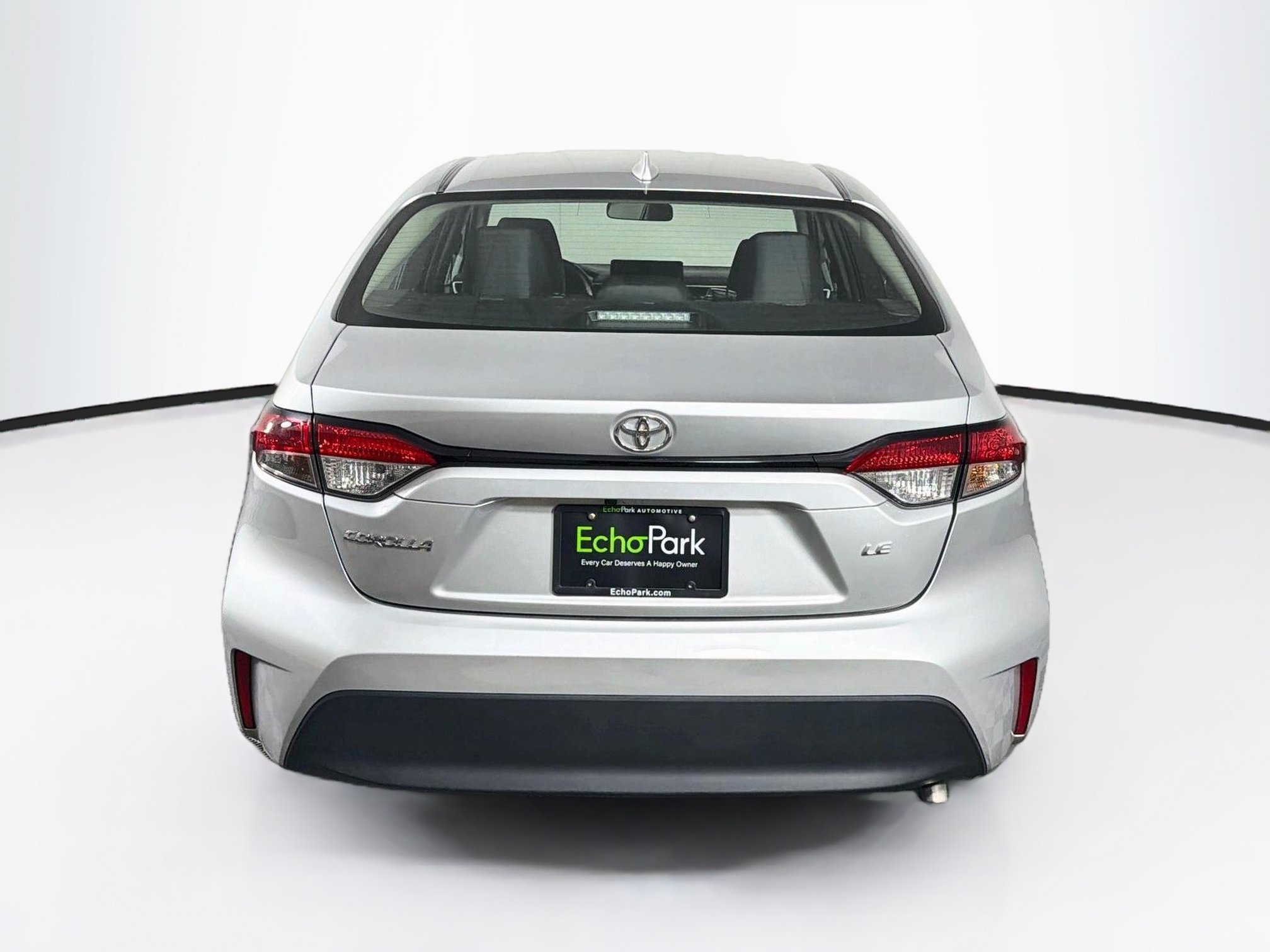 Used 2025 Toyota Corolla LE FWD image 7