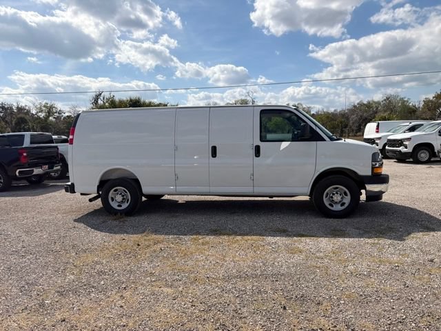 New 2026 Chevrolet Express 3500 Extended w/ Driver Convenience Package RWD image 17