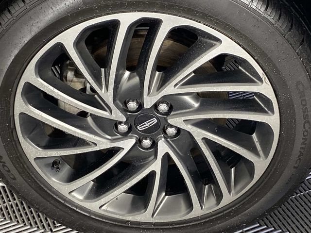 Used 2019 Lincoln Nautilus Reserve AWD/4WD image 30