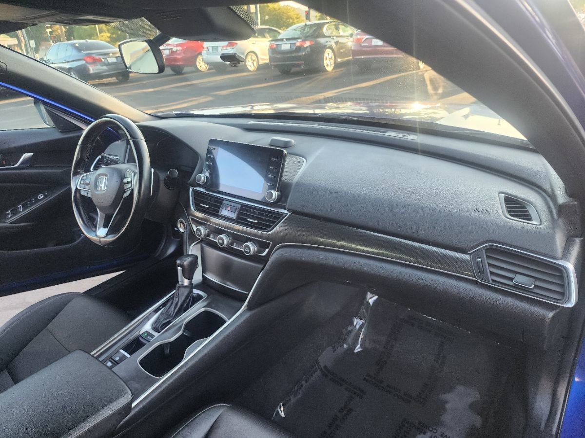 Used 2019 Honda Accord Sport image 12