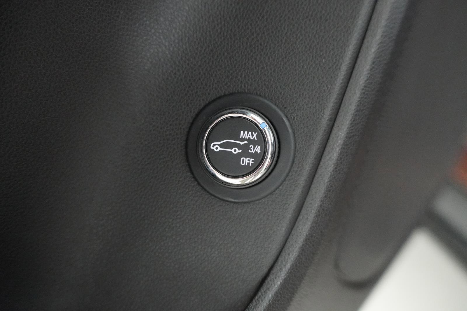 Used 2024 Chevrolet Blazer LT w/ Convenience Package FWD image 14