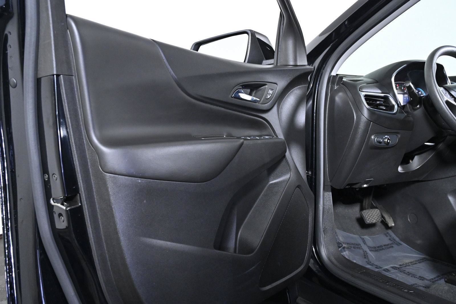 Used 2022 Chevrolet Equinox LT AWD/4WD image 26