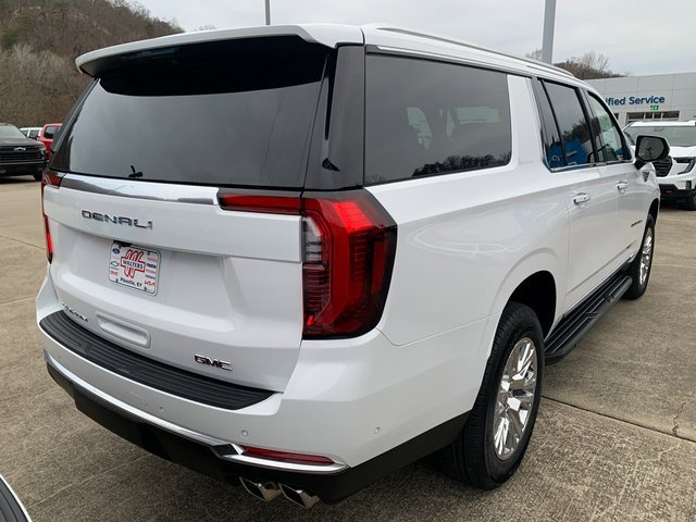 New 2026 GMC Yukon XL Denali image 4