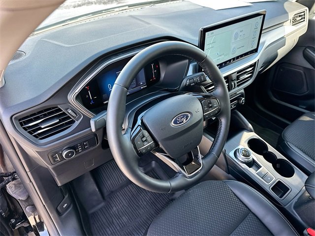 Used 2025 Ford Escape Base image 9