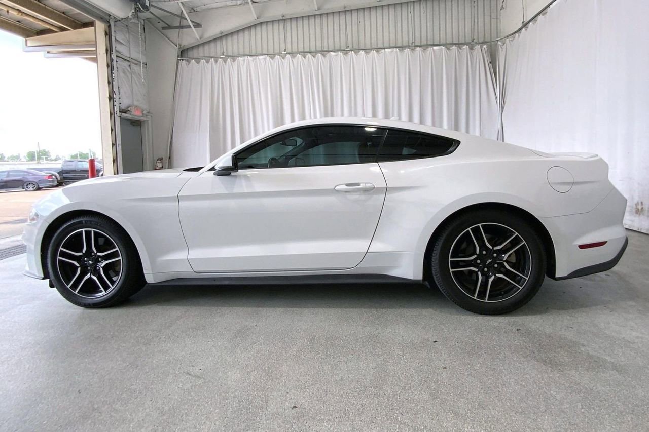 Used 2020 Ford Mustang Premium image 26