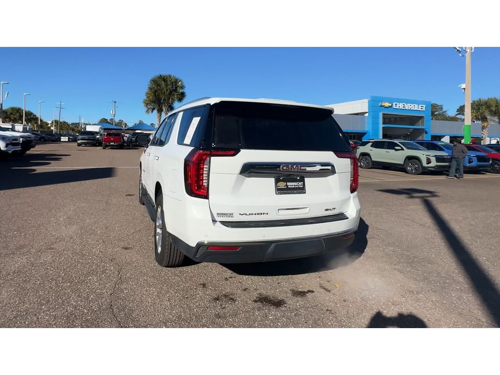 Used 2022 GMC Yukon SLT w/ SLT Premium Package image 7