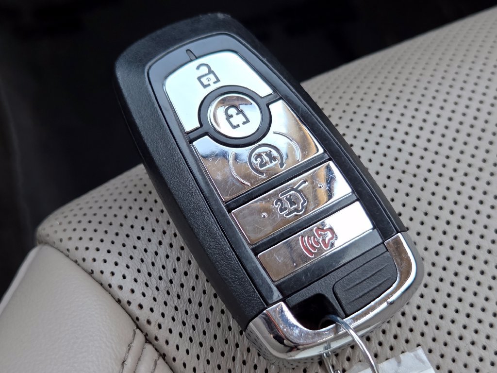 Used 2022 Lincoln Corsair AWD w/ Premium Package image 42