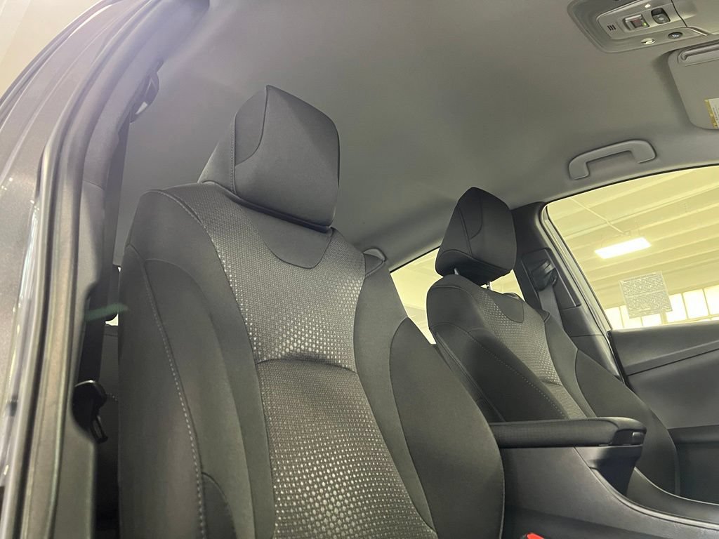 Certified 2022 Toyota Prius LE FWD image 20