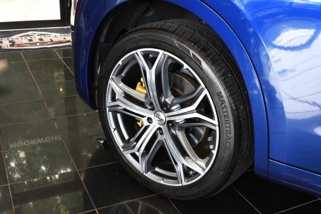 Used 2023 Maserati Levante GT AWD/4WD image 44
