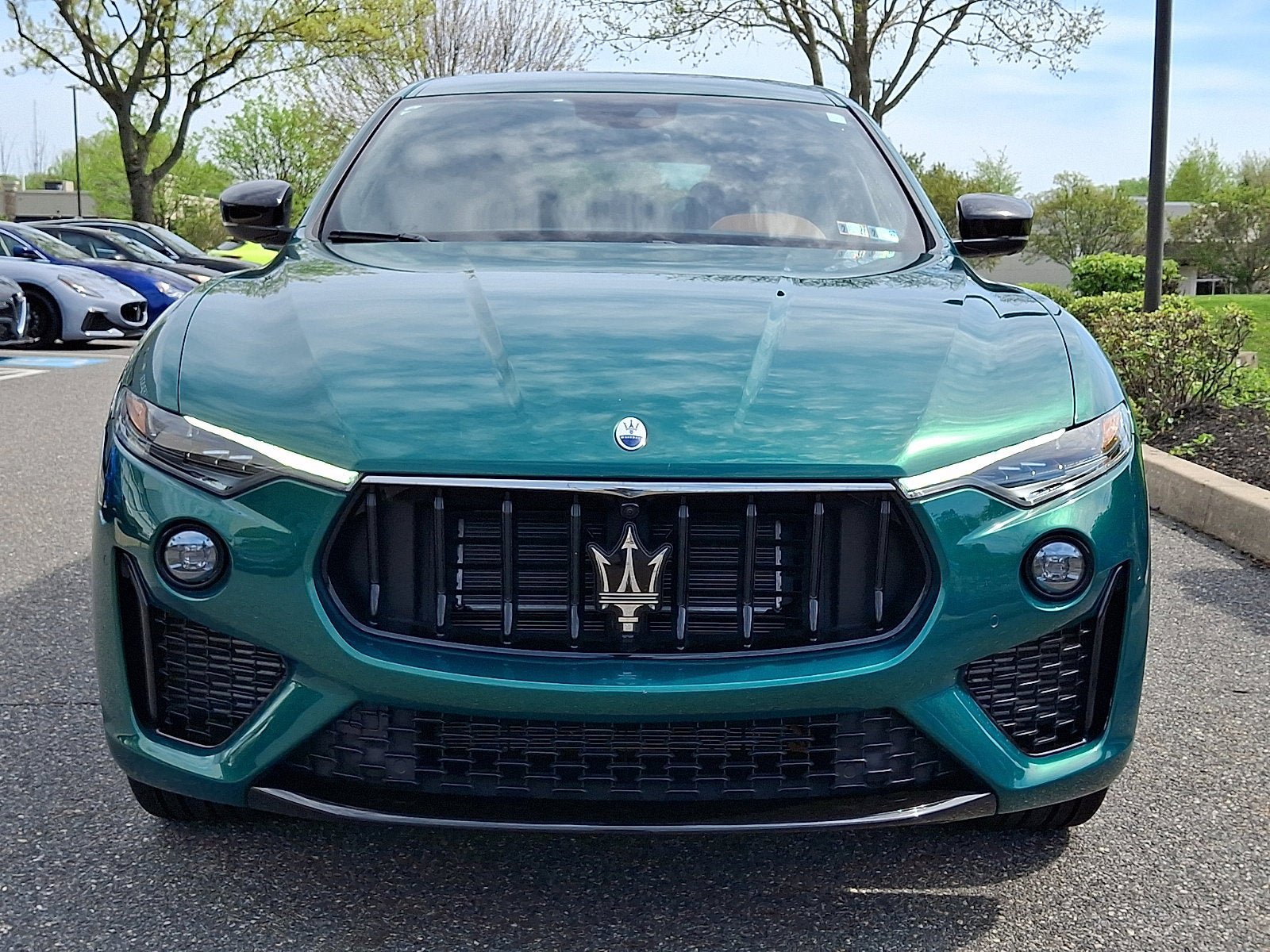 Used 2022 Maserati Levante Modena AWD/4WD image 2