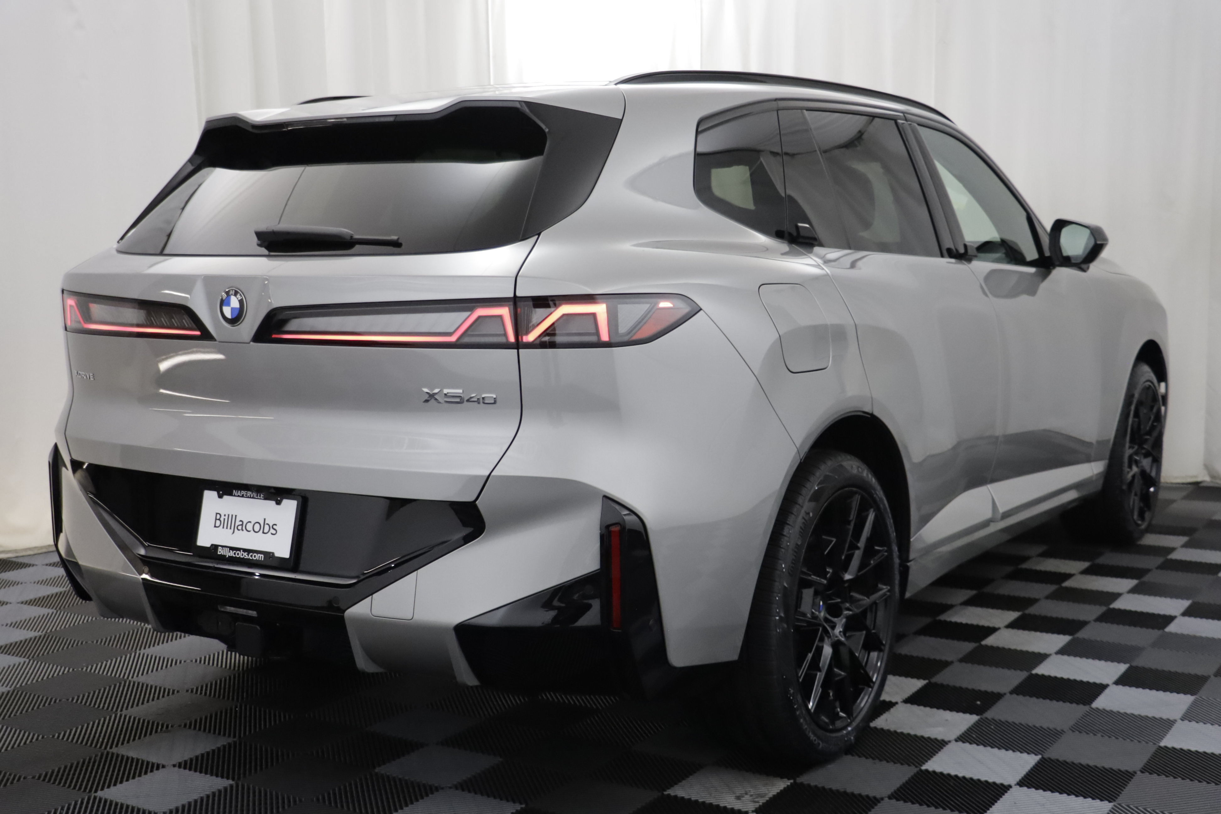 New 2027 BMW X5 xDrive40i w/ M Sport Professional Package AWD/4WD image 17