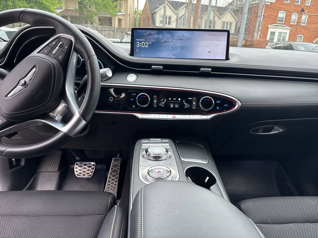 Used 2023 Genesis GV70 2.5T w/ Sport Prestige Package AWD/4WD image 8