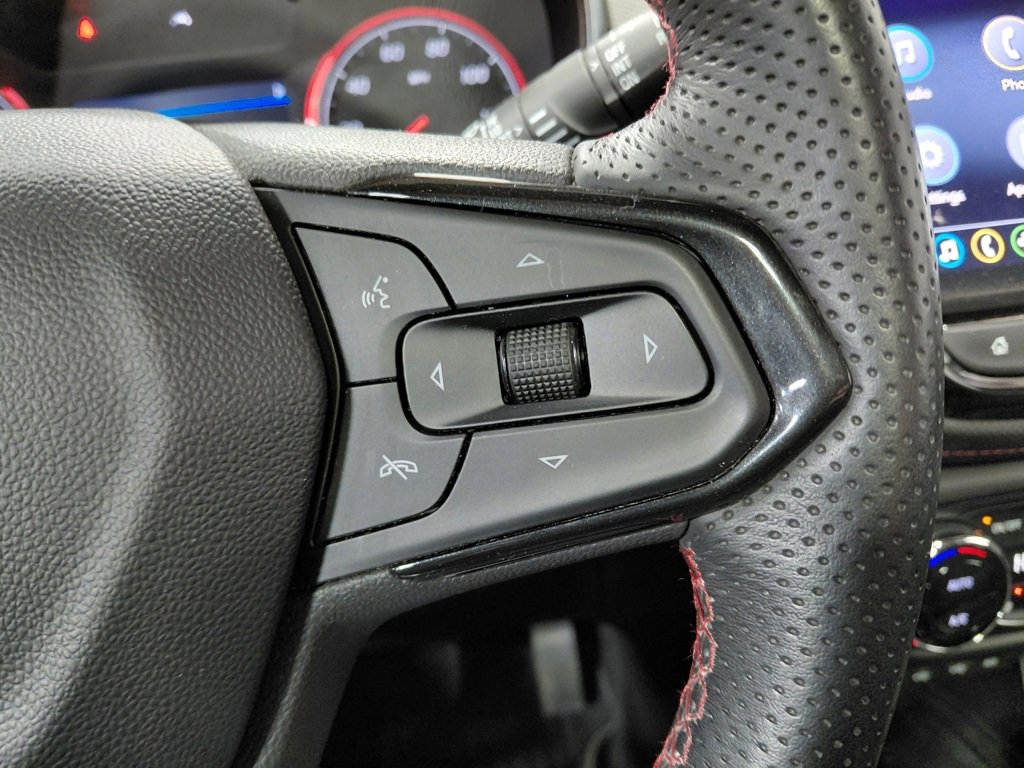 Used 2023 Chevrolet TrailBlazer RS w/ Sun and Liftgate Package image 37