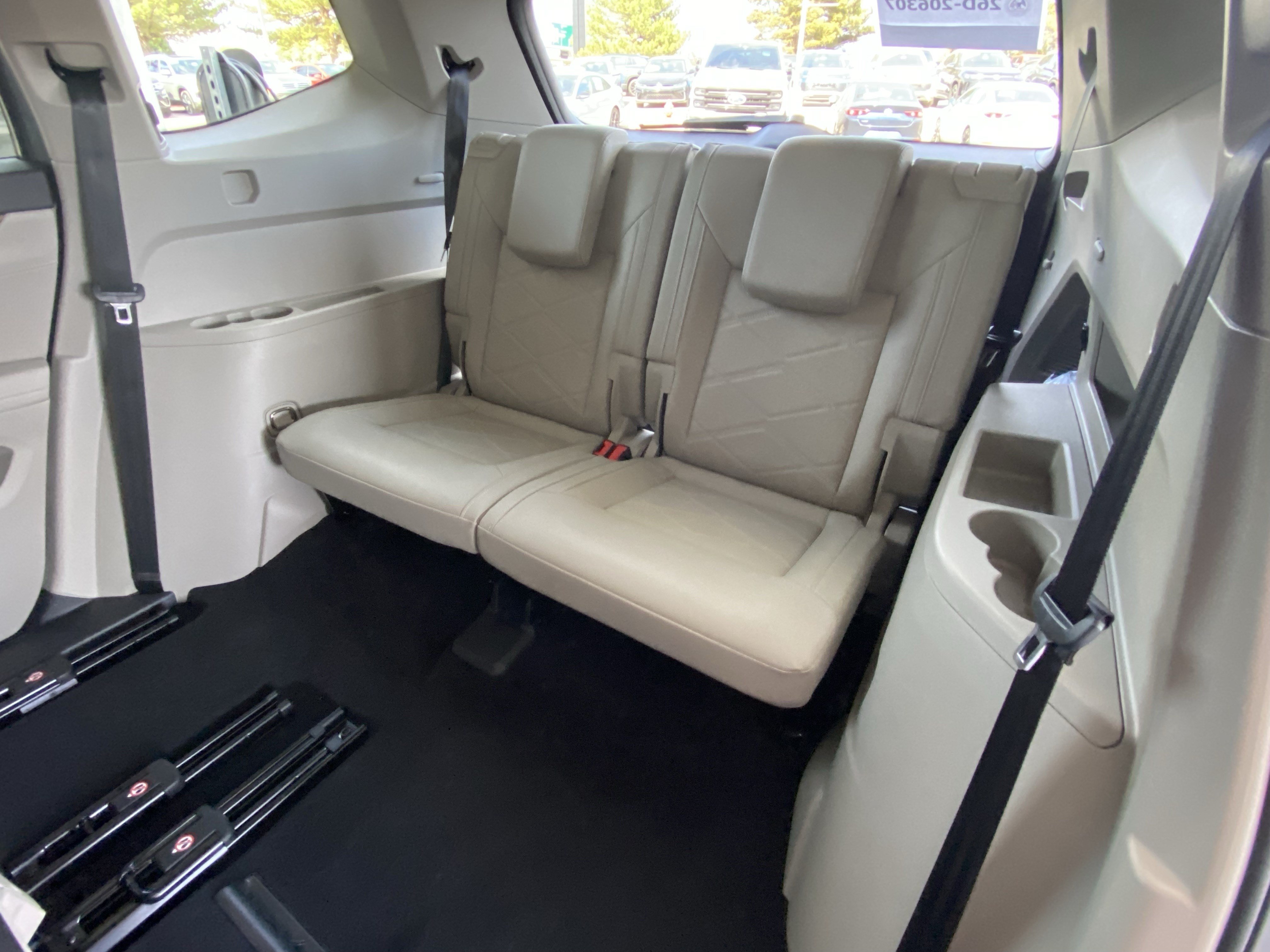 Certified 2026 Volkswagen Atlas SE AWD/4WD image 38