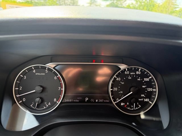Used 2025 Nissan Rogue SV AWD/4WD image 31