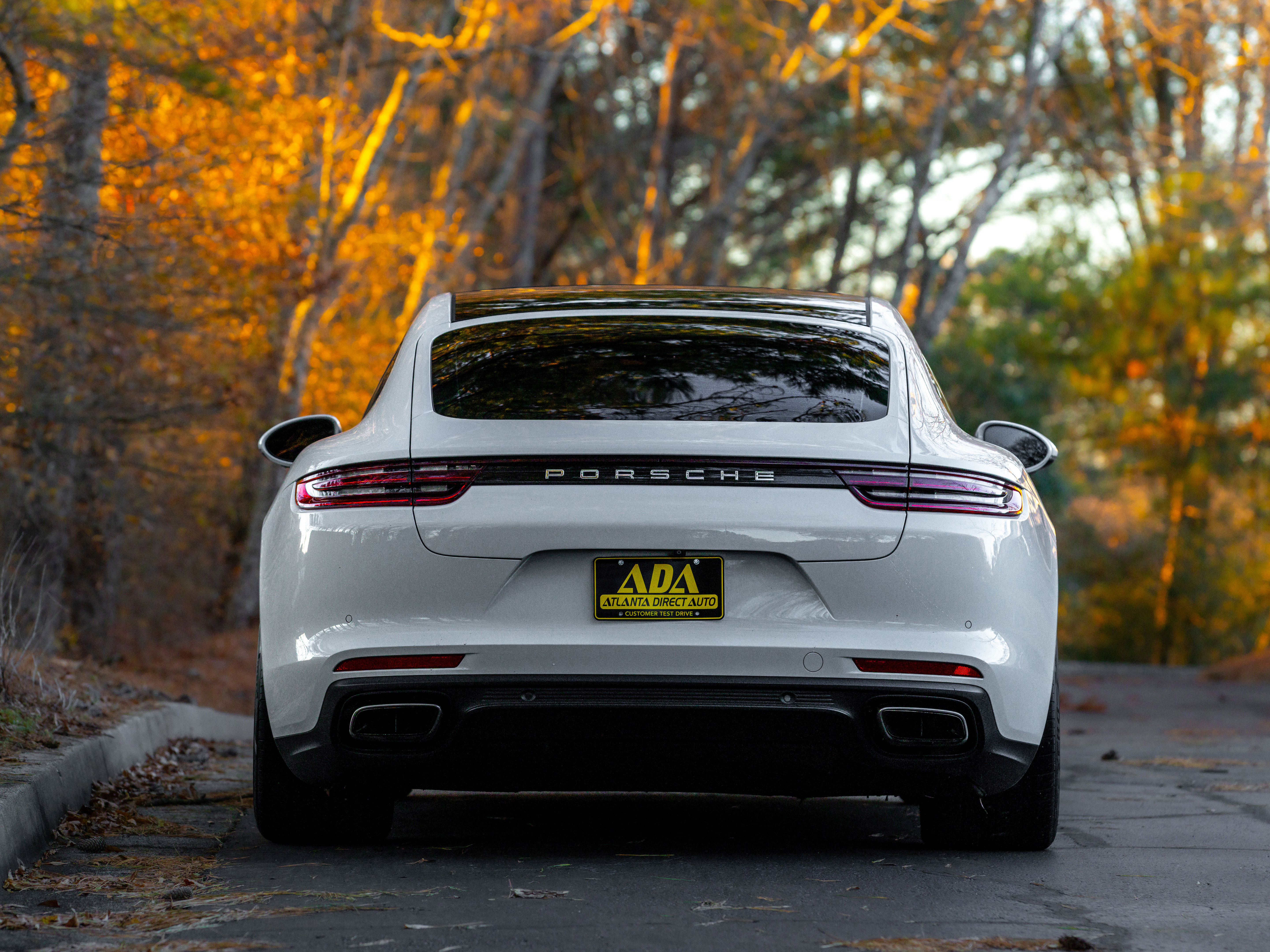 Used 2017 Porsche Panamera image 36