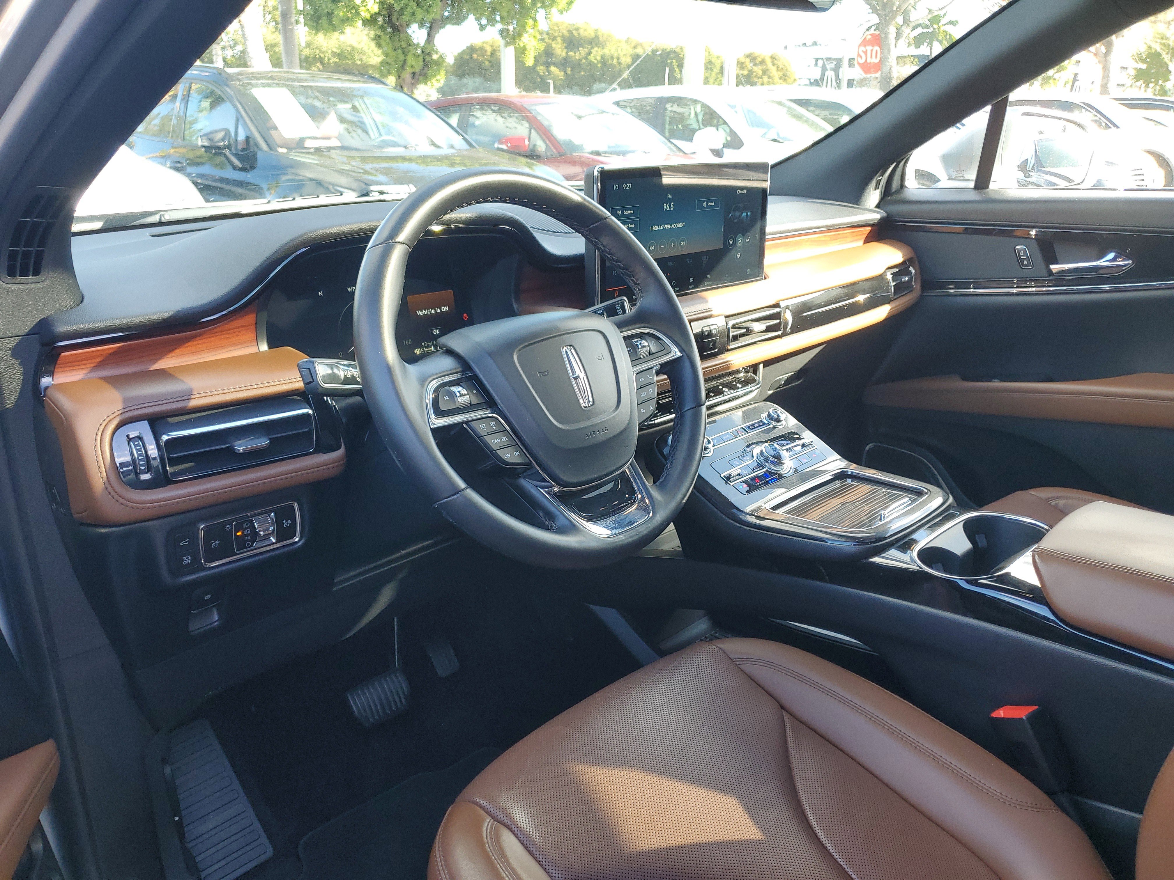 Certified 2023 Lincoln Nautilus Reserve image 10