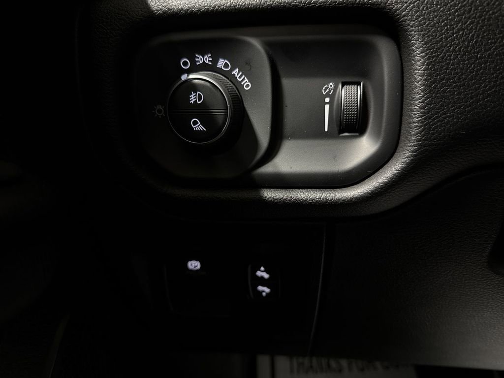 New 2026 RAM 1500 Big Horn AWD/4WD image 20