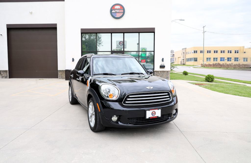 Used 2014 MINI Cooper Countryman FWD image 1