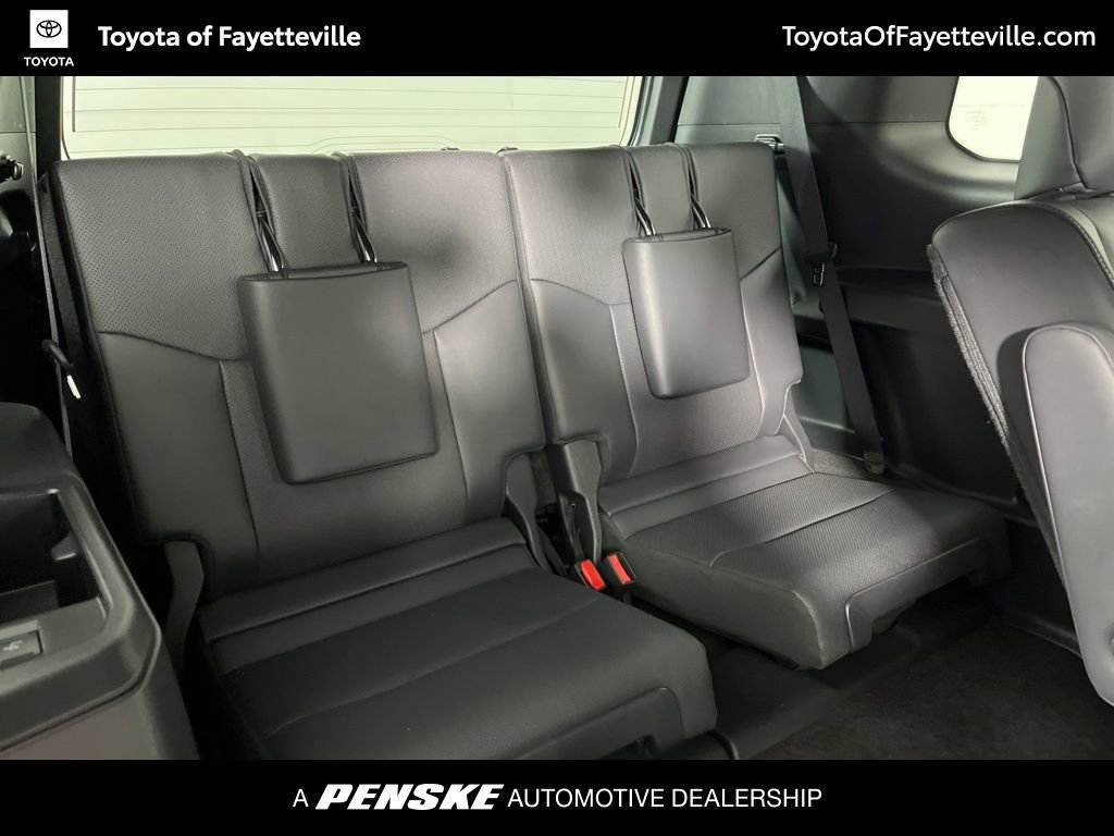 Used 2025 Lexus GX 550 w/ Accessory Package (2T) image 10